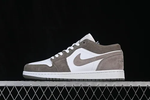 All categories Air Jordan Jordan series basketball shoes Air Jordan 1 Low Air Jordan 1 Low AJ1 Joe 1 white gray low-top retro cultural basketball shoes 553558-046